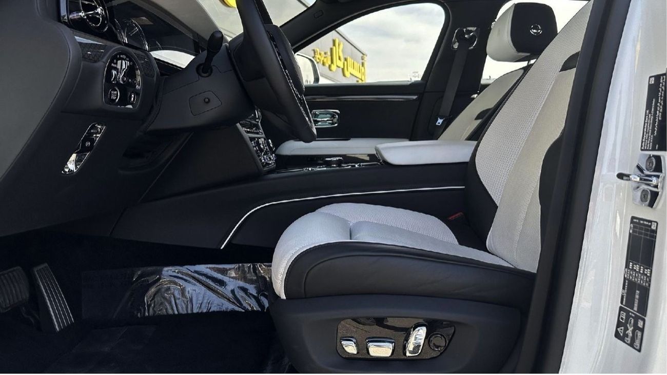 Rolls-Royce Ghost Black Badge GCC 6.7L V12