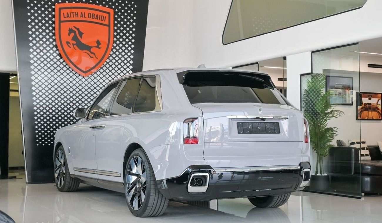 Rolls-Royce Cullinan Rolls Royce Cullinan Silver Badge | 2025