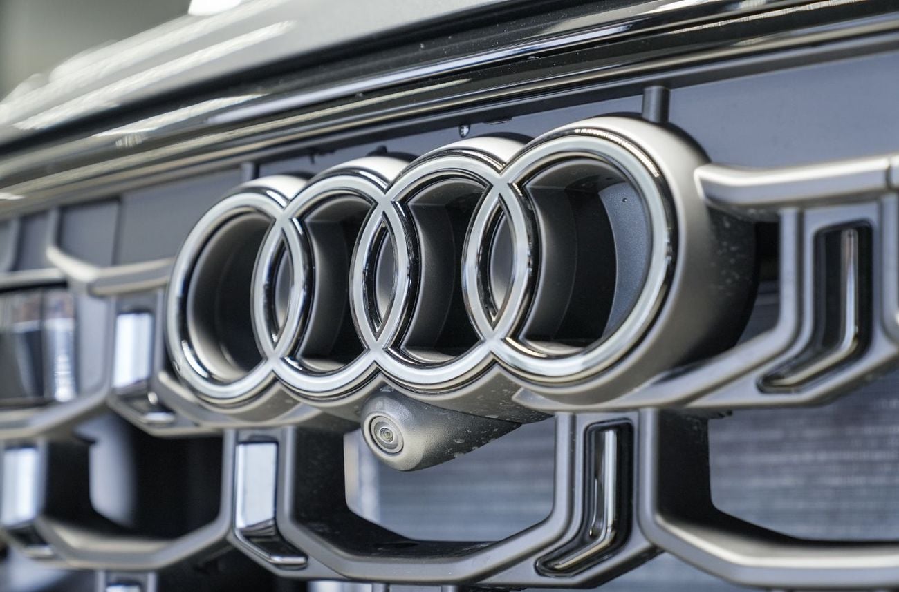 Audi Q8 etron AUDI Q8 S-LINE SPORT 2025 NEW