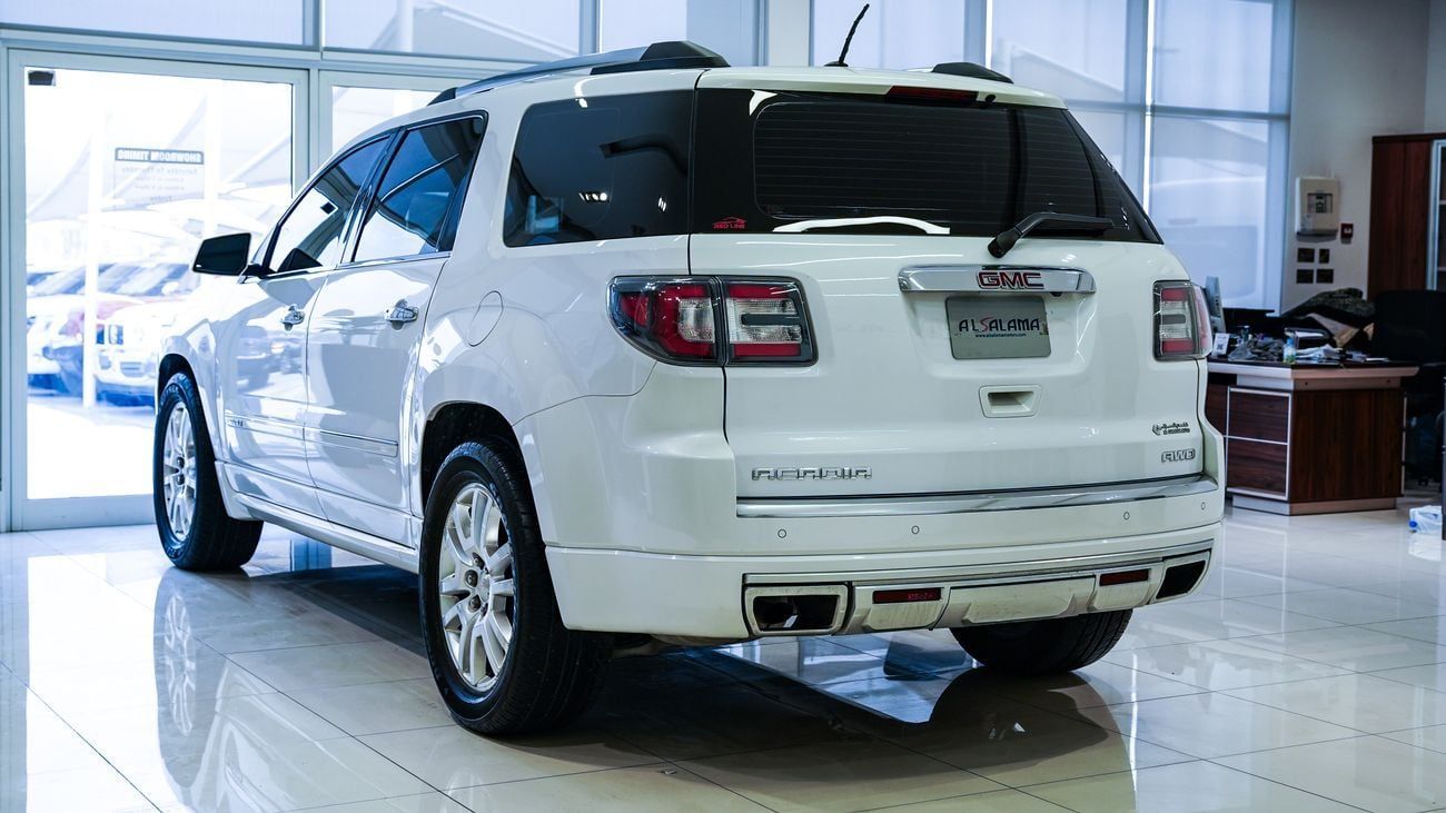 GMC Acadia DENALI