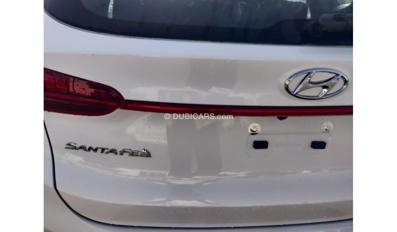 Hyundai Santa Fe Santafe  2.5  2021 Push start  Remote start engine  2 electric seats Electric Trunk  Big screen