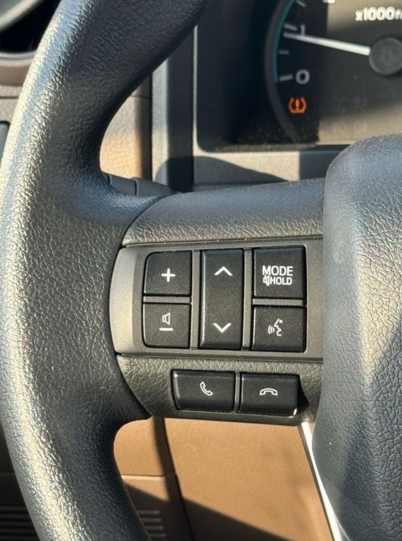 Toyota Land Cruiser 70 TOYOTA LANDCRUISER 76 4.0L V6 PETROL GRADE E MANUAL