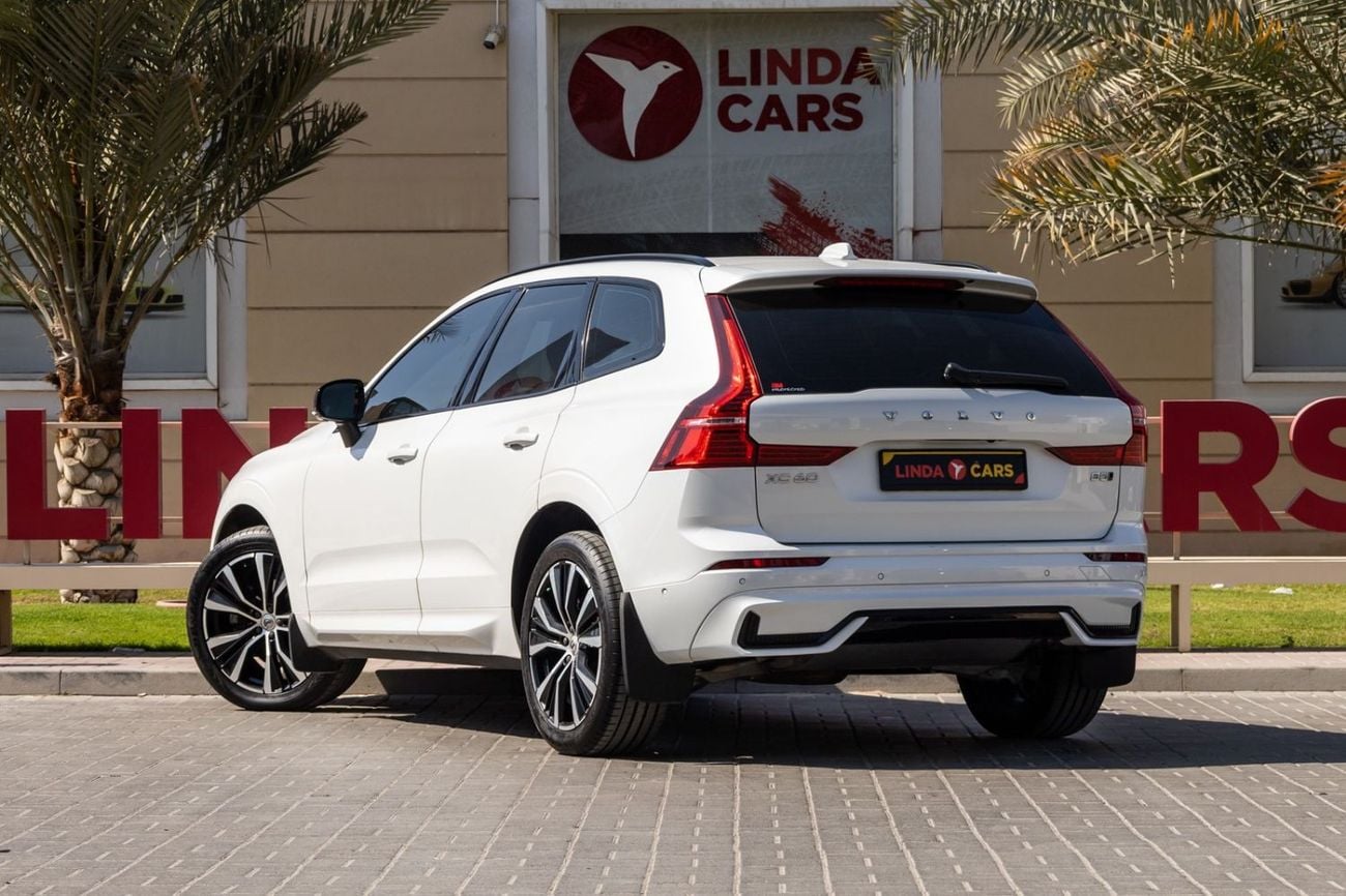 Volvo XC60 2.0T B5 MHEV R Design (AWD) 2023 Volvo XC60 B5 Ultimate Dark Highest Trim GCC | Agency Warranty for