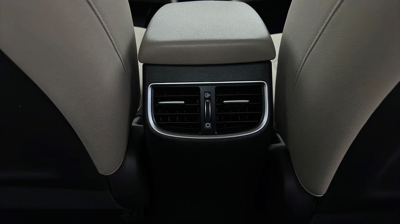 Hyundai Elantra 1600