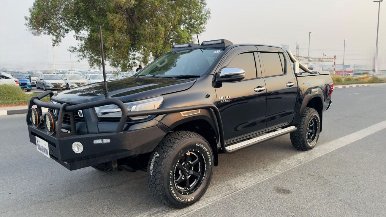 Toyota Hilux DOUBLE CABIN | GTK BULL BAR | HEAVY LED SPOTLIGHTS | AT | 2.8L DIESEL ENGINE