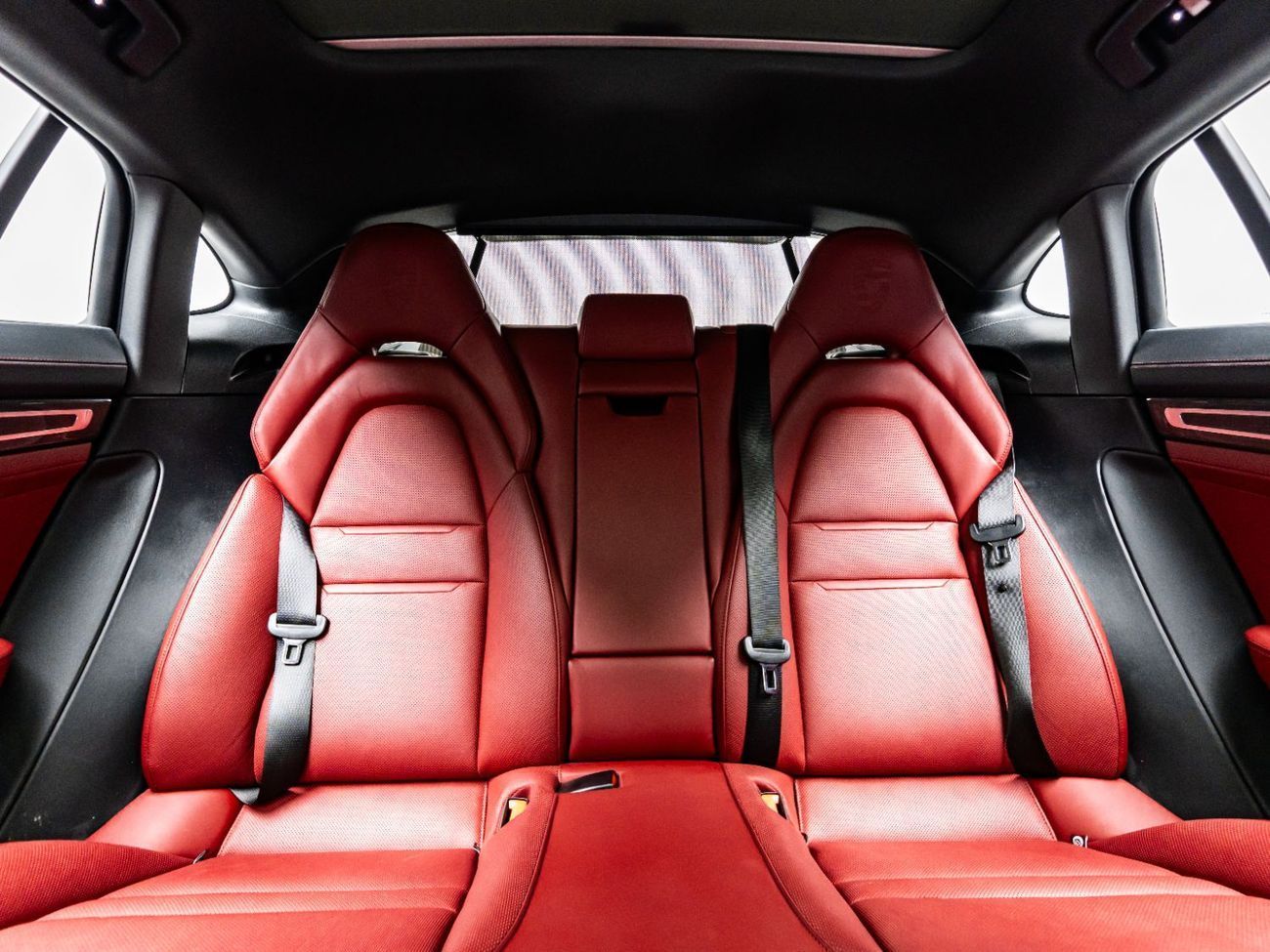 Porsche Panamera 4 3.0L 2023 Porsche Panamera, 2.9TC V6 RWD, 325bhp, 8 Speed PDK Automatic