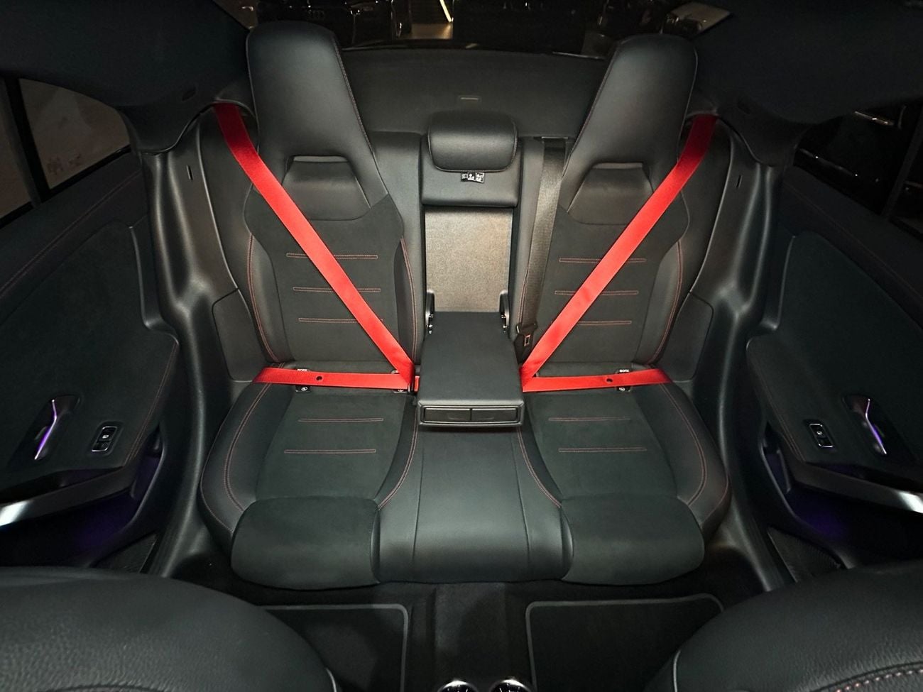 Mercedes-Benz CLA 35 AMG Premium + 2.0L MERCEDES-BENZ CLA 35 AMG | GCC | 2024 | UNDER WARRANTY & CONTRACT SERVICE (GARGASH) -