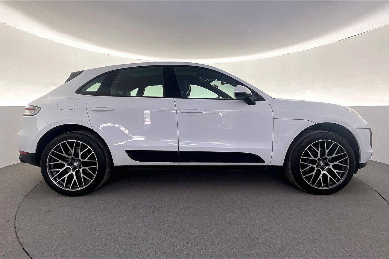 دودج تشالينجر SXT Plus | شامل الضمان | 0 ﺪﻔﻋﺓ ﺃﻮﻟﻯ