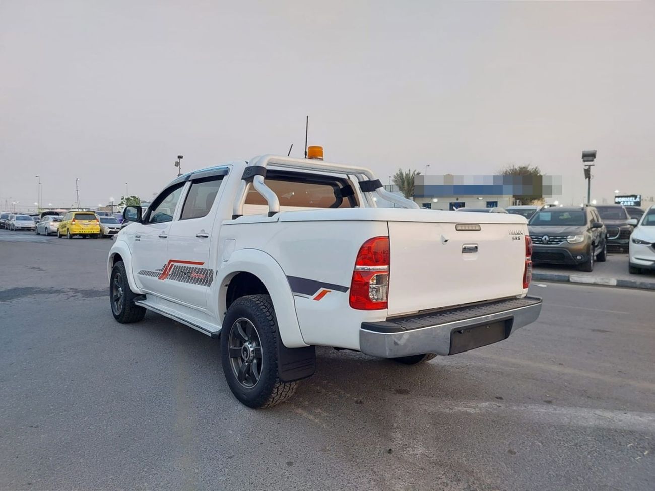 Toyota Hilux TOYOTA HILUX PICKUP RHD 2014 MODEL 3.0 L DIESEL AUTOMATIC(PM37634)