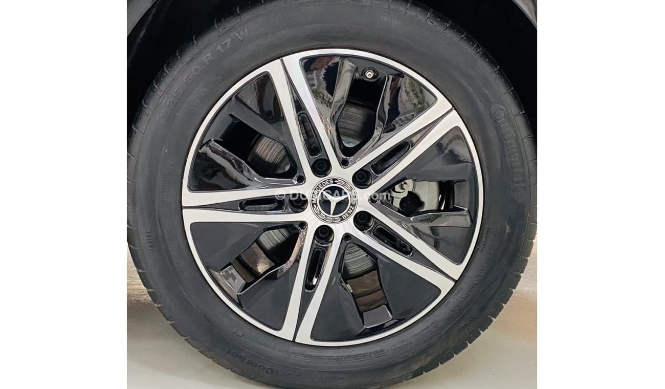 Mercedes-Benz C 180 C180 .. Brand New .. German specs ..