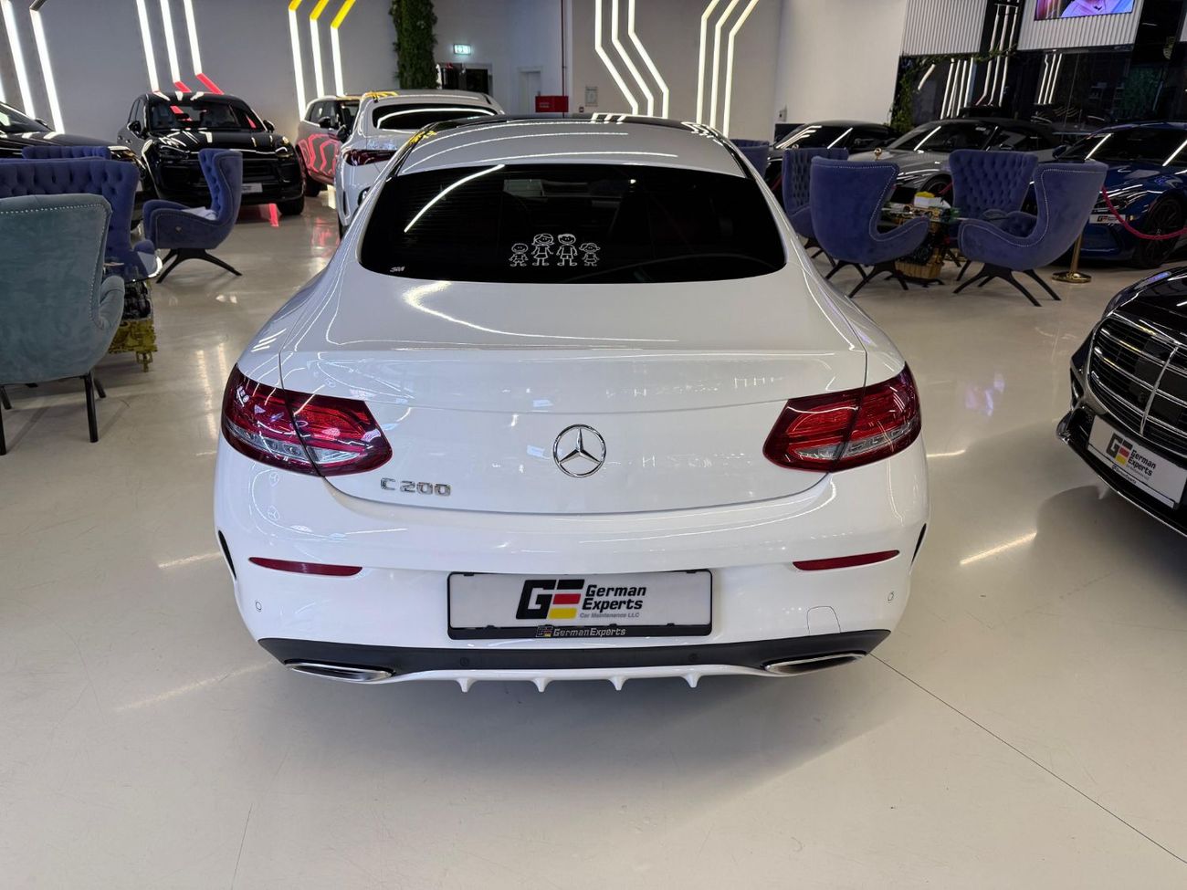 Mercedes-Benz C 200 Coupe 2017 Mercedes-Benz C200 Coupe - GCC - Low Mileage - Good Condition