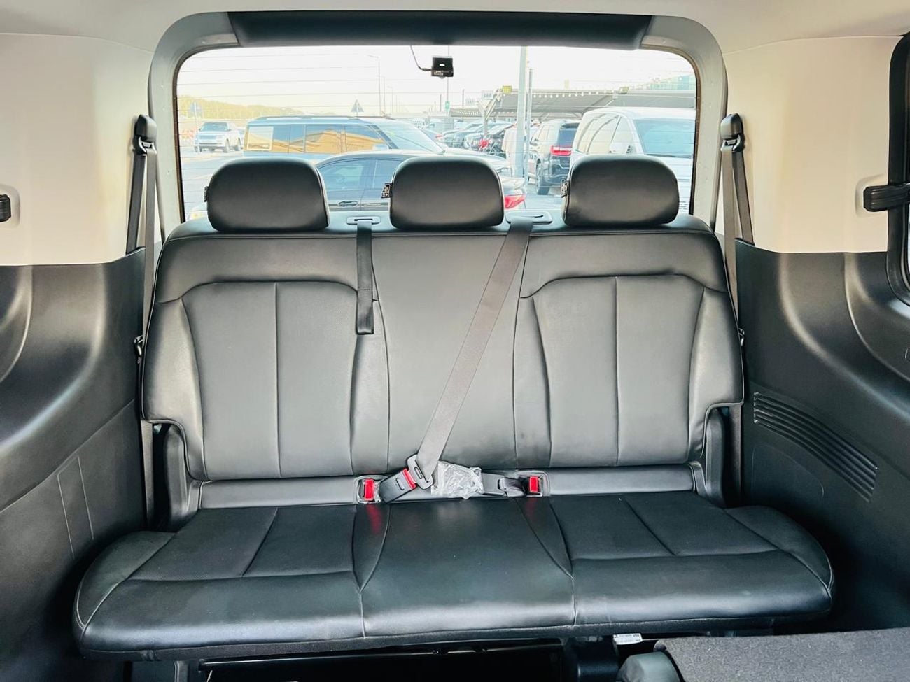 Hyundai Staria 11 SEAT