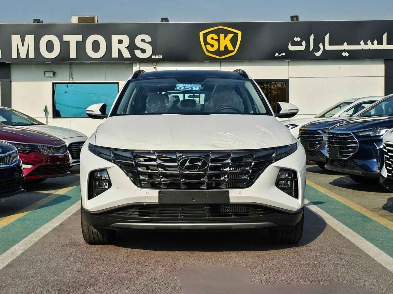 هيونداي توسون 1.6L V4 PETROL / PUSH START / DVD CAMERA / PANORAMIC ROOF / FULL OPTION  (CODE# TC16FO)