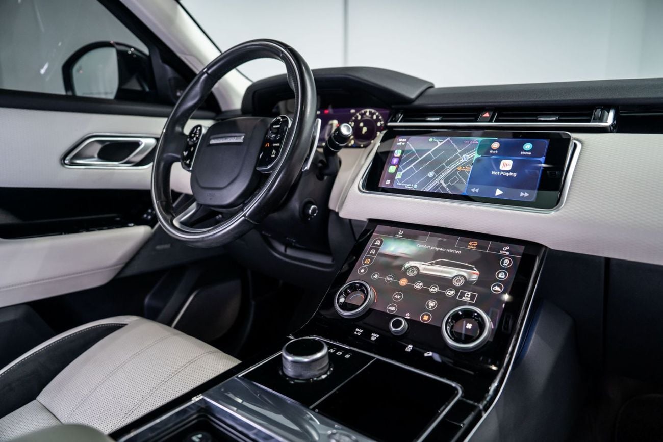 Land Rover Range Rover Velar R-DYNAMIC SE