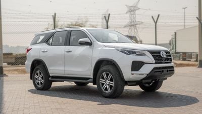 تويوتا فورتونر 2025 Toyota Fortuner GX 2.4L At Diesel (White)
