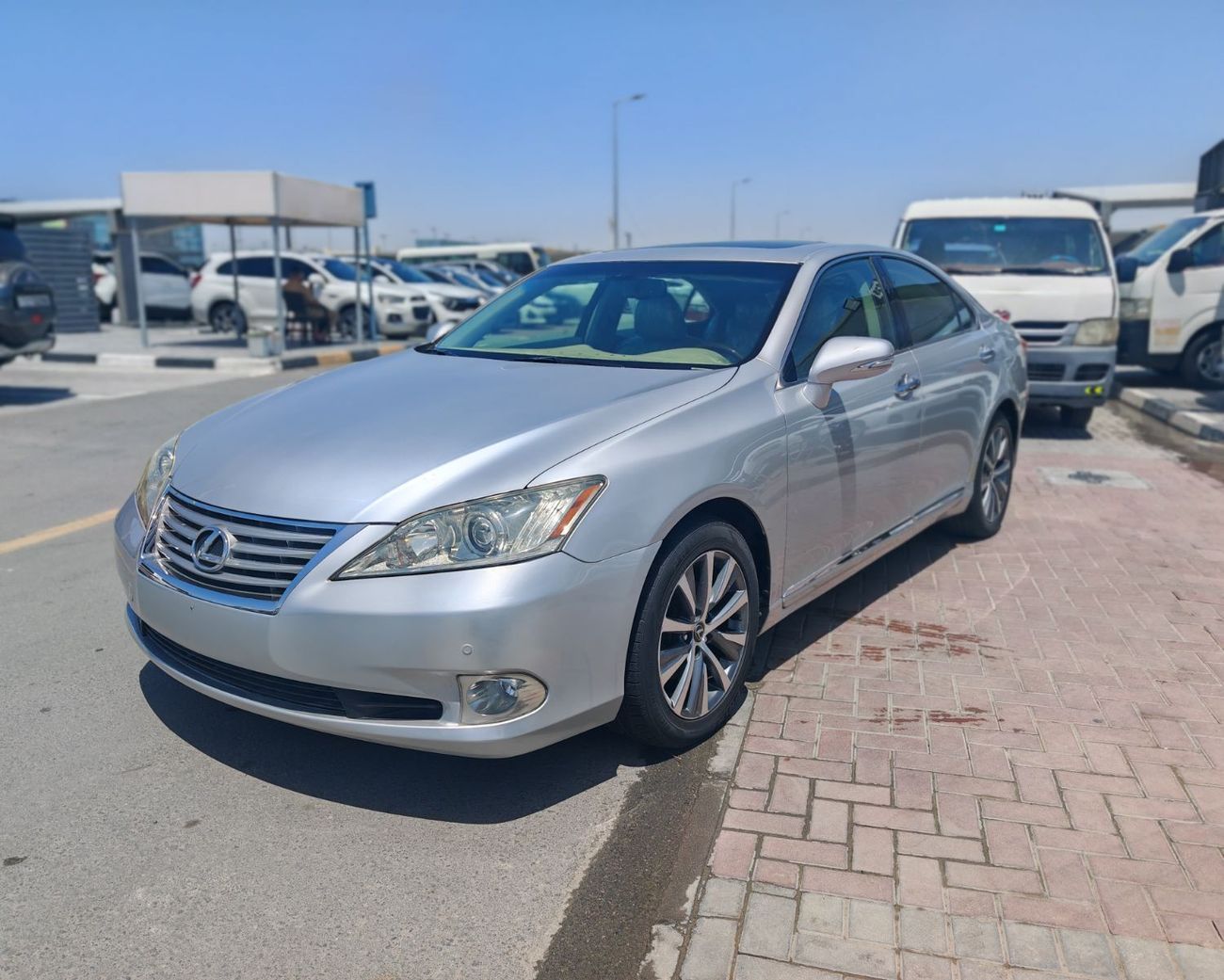 لكزس ES 350 BASE
