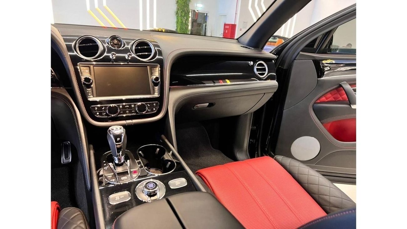 Bentley Bentayga Bentayga W12/ 2018 GCC / Very good condition