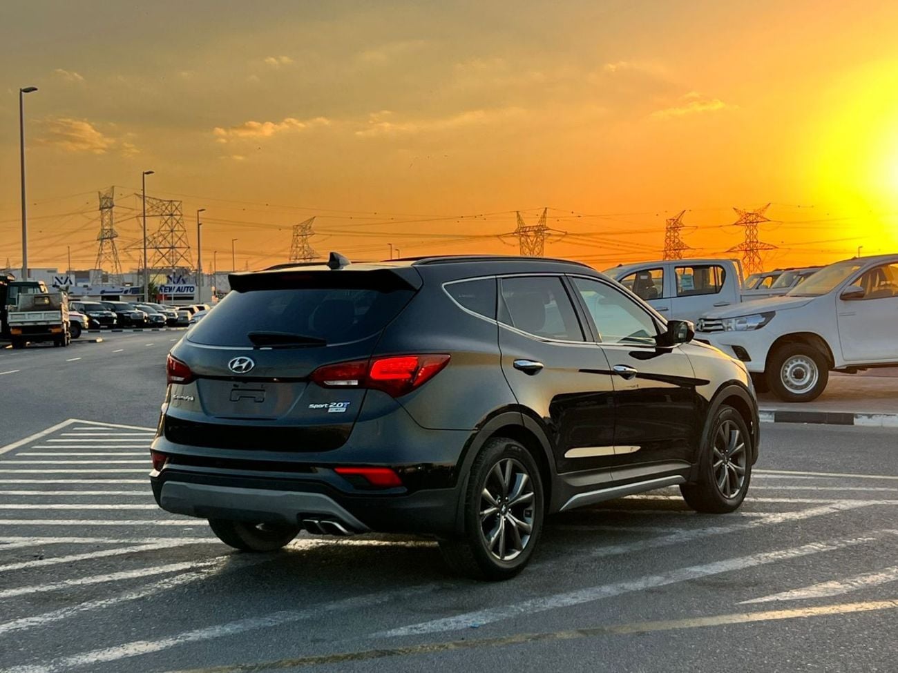 Hyundai Santa Fe SPORT (NON GCC) 2018 Hyundai Santafe Fe Full Options 2.0T V4 AWD 4x4 - Panoramic View - 360* 5 CAM -