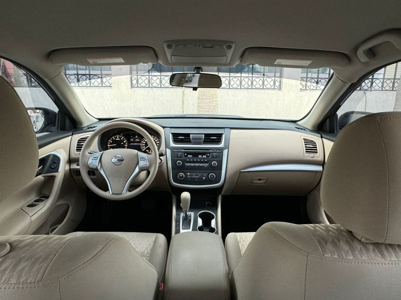 نيسان ألتيما S خليجي صبغ وكاله