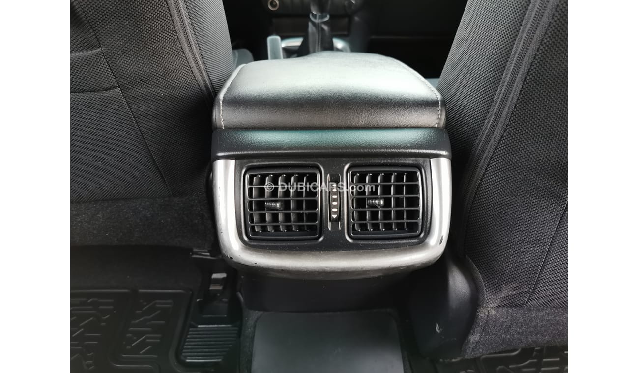 Toyota Hilux 2.7L PETROL, 17" ALLOY RIMS, 4WD, XENON HEADLIGHTS (LOT # 2420)