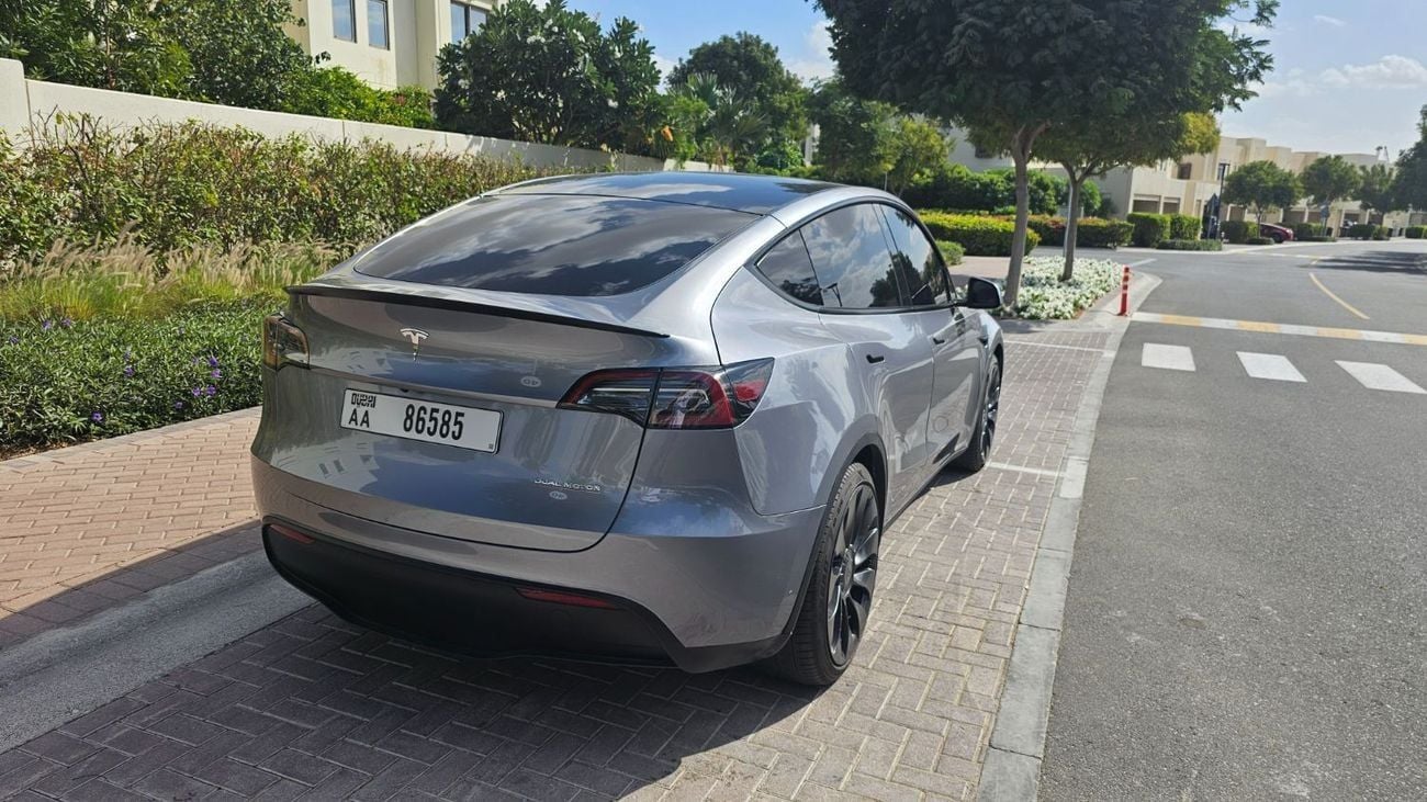 Tesla Model Y Performance (AWD)