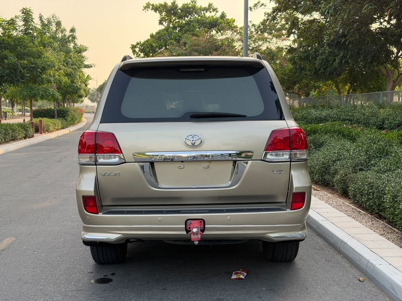 تويوتا لاند كروزر VXR
