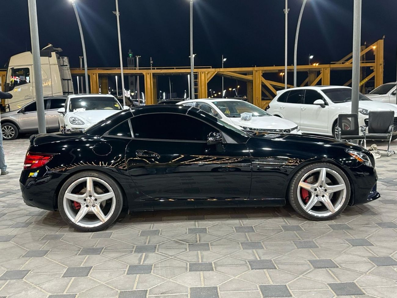 Mercedes-Benz SLC 300 3.0