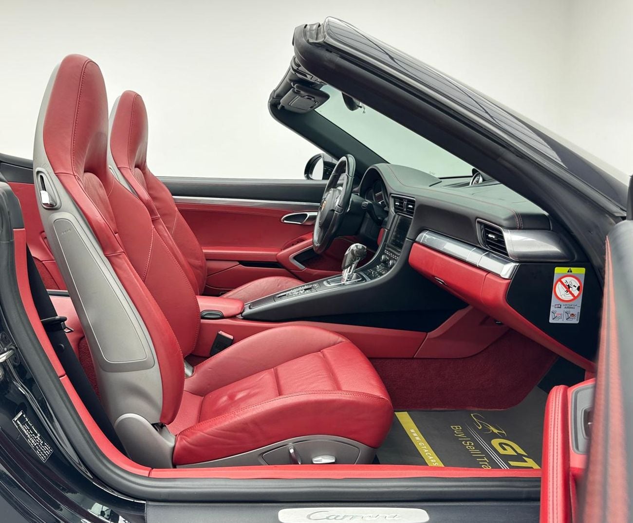 Porsche 911 2015 Porsche 911 Carrera Cabriolet, Full Porsche Service History, Excellent Condition , GCC