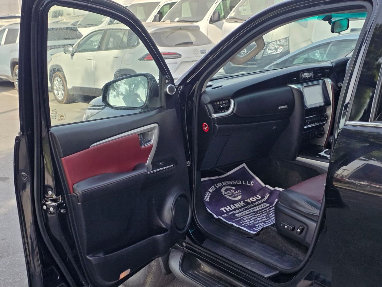 Toyota Fortuner DIESEL ENGINE RIGHT HAND DRIVE 2800 CC AUTO TRANSMISSION ONLY FOR EXPORT