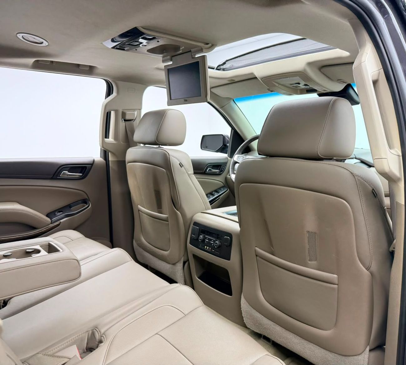 جي أم سي يوكون SLT 2016 GMC Yukon SLT, Full Service History, 8 Seater, Fully Loaded, Excellent Condition, GCC