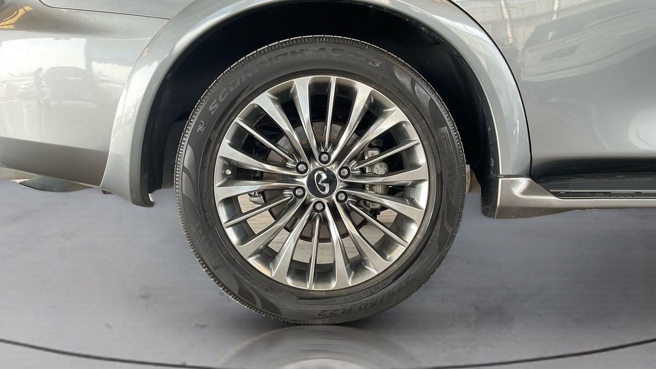 إنفينيتي QX80 5.6 8STR 4WD AUTO LUXE PROACTVE TOW | شامل الضمان | 0 ﺪﻔﻋﺓ ﺃﻮﻟﻯ