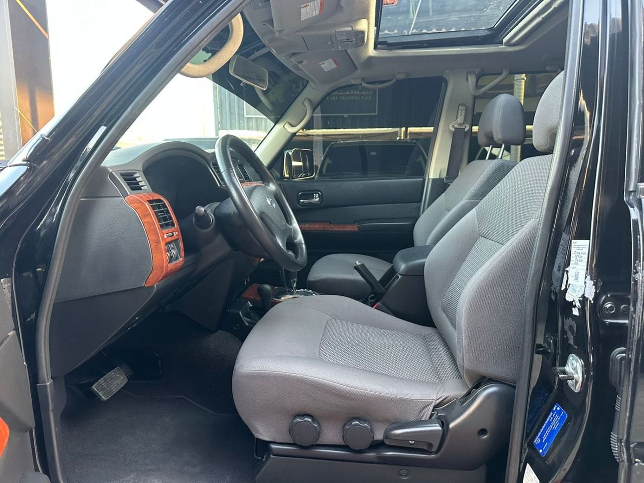 Nissan Patrol Safari 4.8L (4800 CC) - 6-cylinder VTC