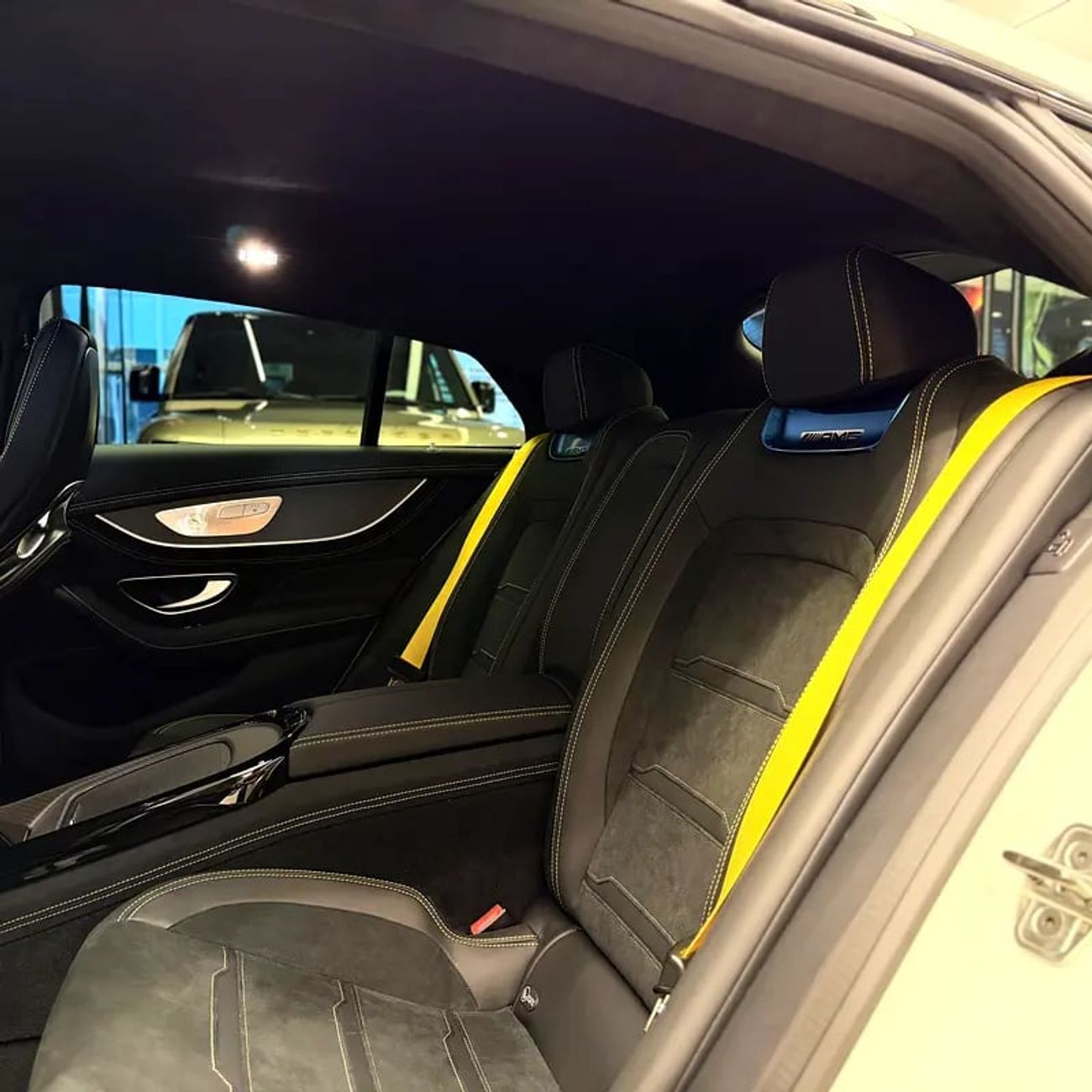 مرسيدس بنز C 30 AMG GT S E PERFORMANCE