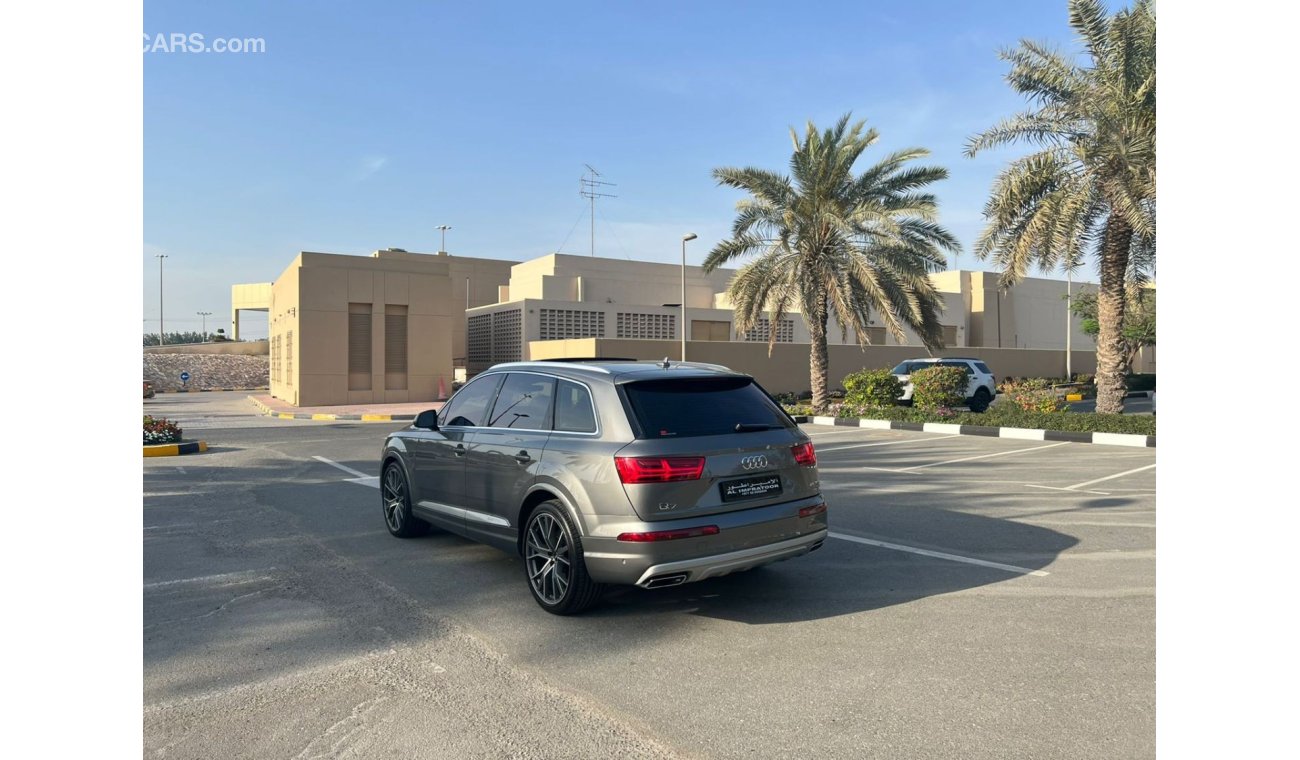 Audi Q7 45 TFSI quattro Gcc