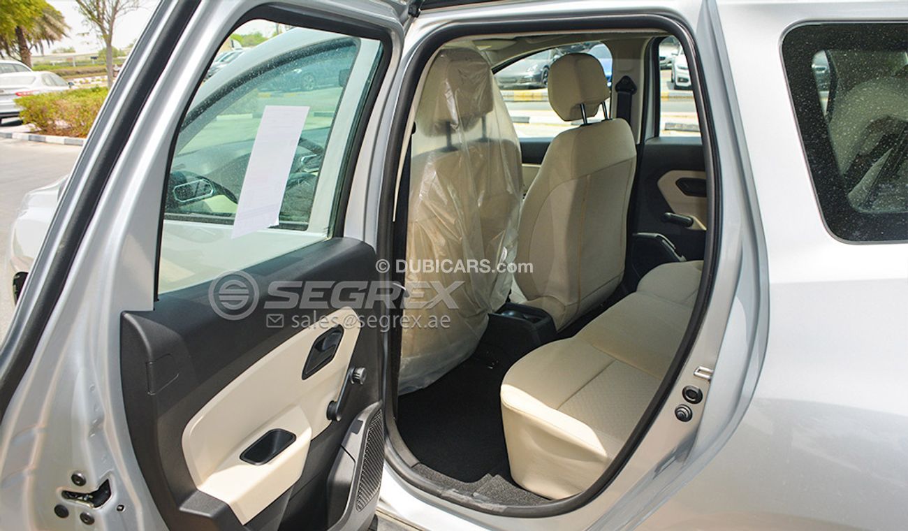 Renault Duster 1.6L Petrol, 4×2 AT, 5 Doors