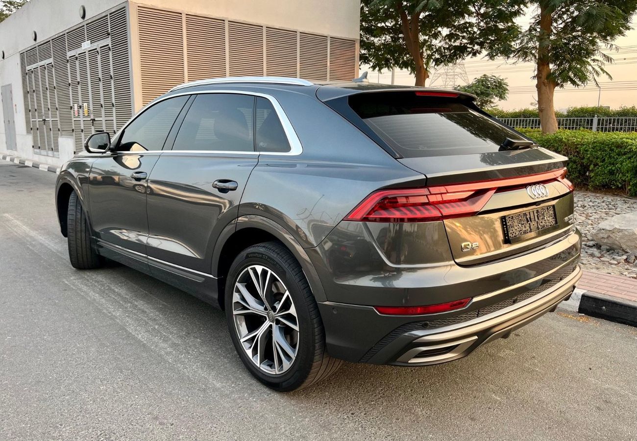 أودي Q8 55 TFSI quattro S-Line 3.0L (340 HP)