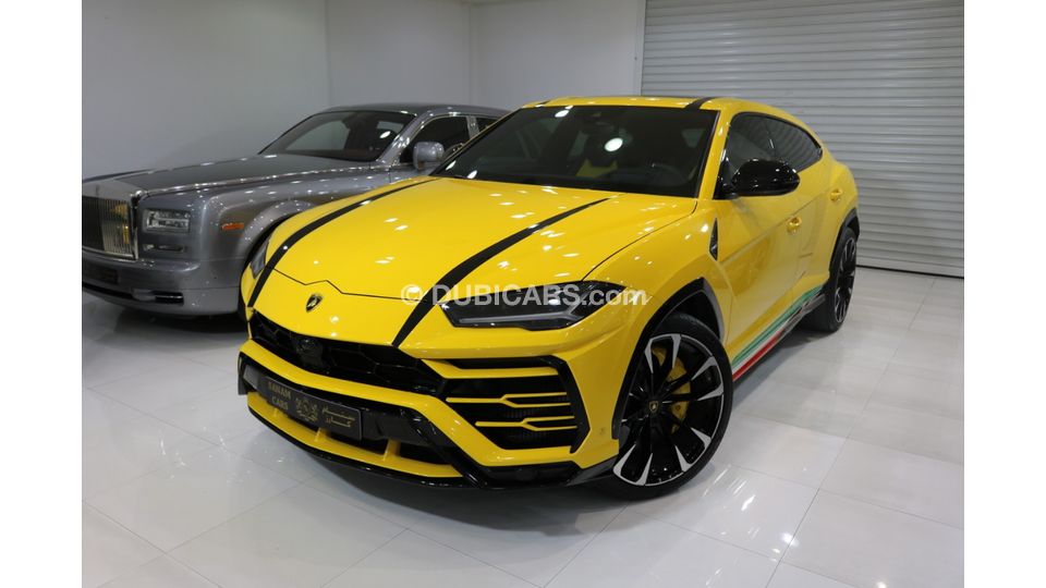 Urus 2019, 9,000KMs Only, Canadian Specs, Head's Up Dsipaly, 23 Inch Wheels for sale