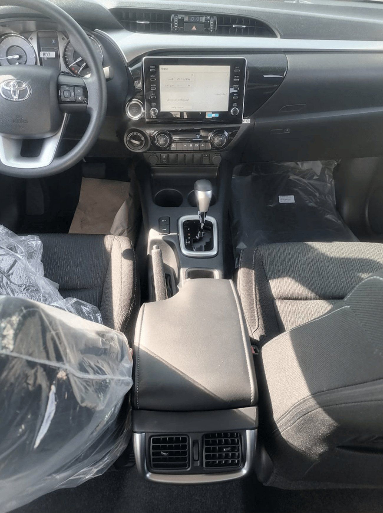 تويوتا هيلوكس GLX Diesel ECTJRD005 - 2026 Toyota Hilux Double Cab Pick Up Full Options - 2.4L Diesel Auto - Push Start -
