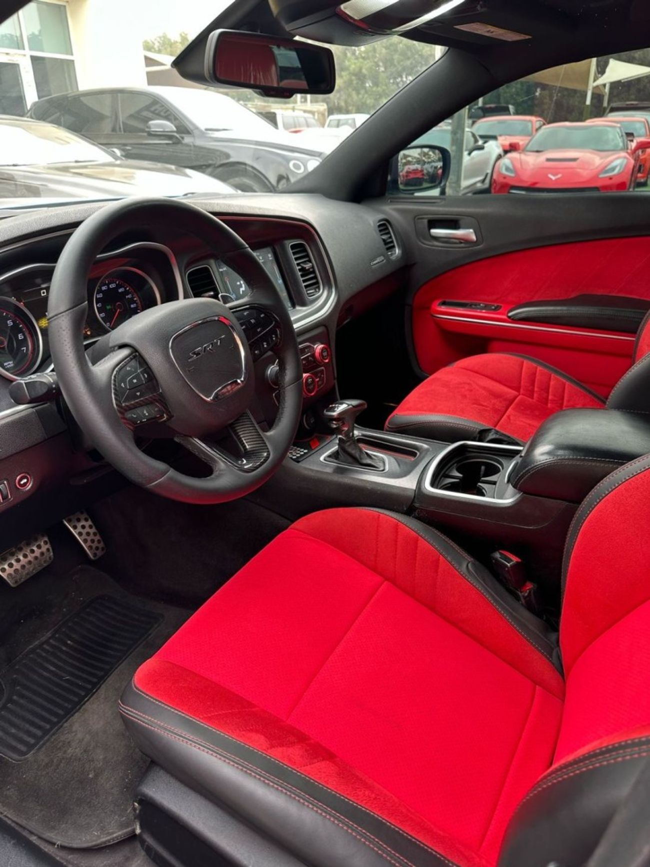 Dodge Charger DODGE CHARGER SRT 6.4 IMPORT AMERICA FULL OPTION PERFECT CONDITION