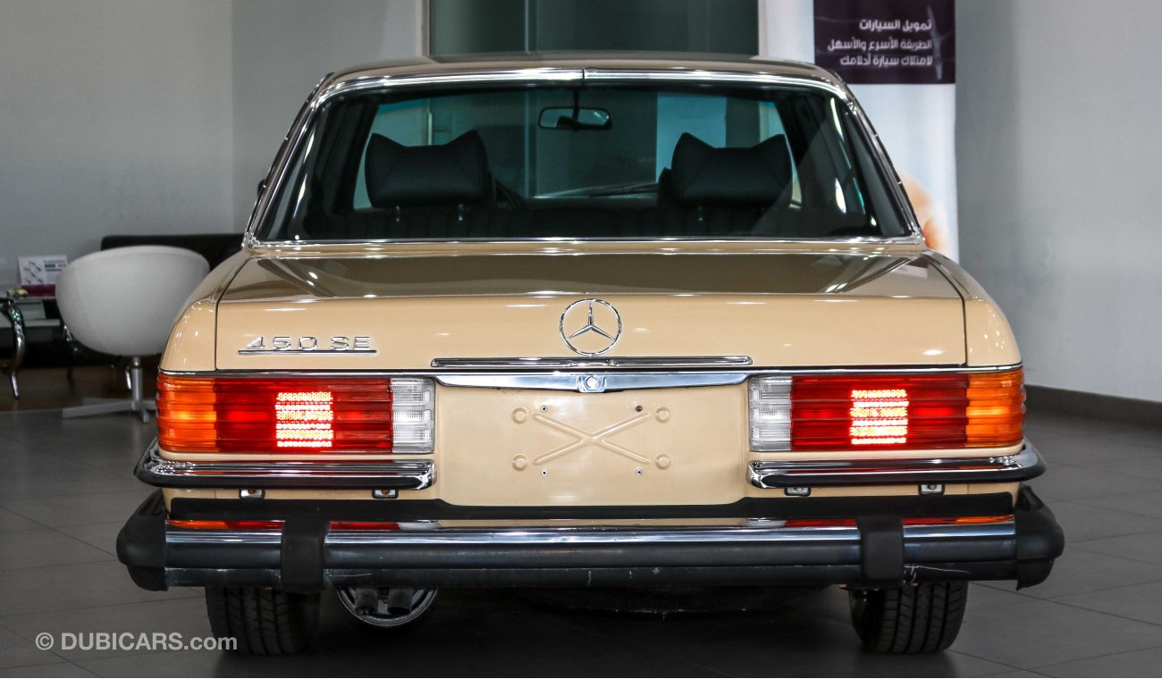 Mercedes-Benz 450 SE