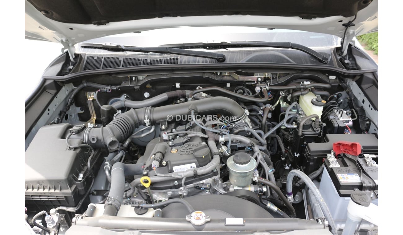 Toyota Hilux TOYOTA HILUX 2.7 BRAND NEW 2023 PETROL , MANUAL GEAR