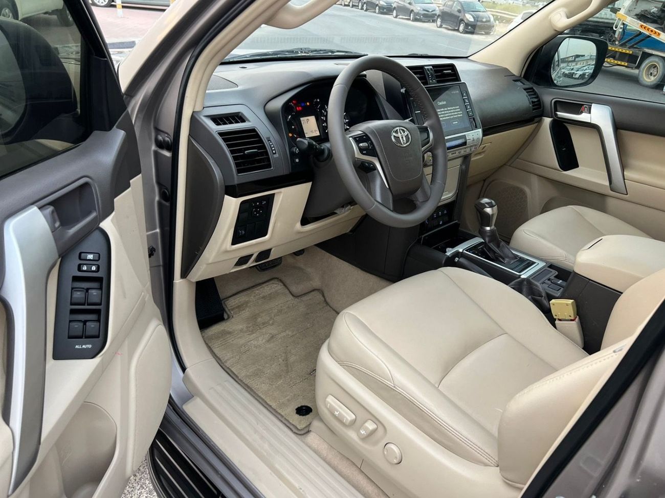 تويوتا برادو 2023 Toyota Prado TXL 4.0L V6  Full Option - AWD 4x4 - Electric Seat - Rear CAM & Sensors - Cool Box