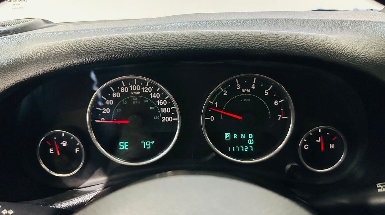 Jeep Wrangler Unlimited Sport 3.6L A/T