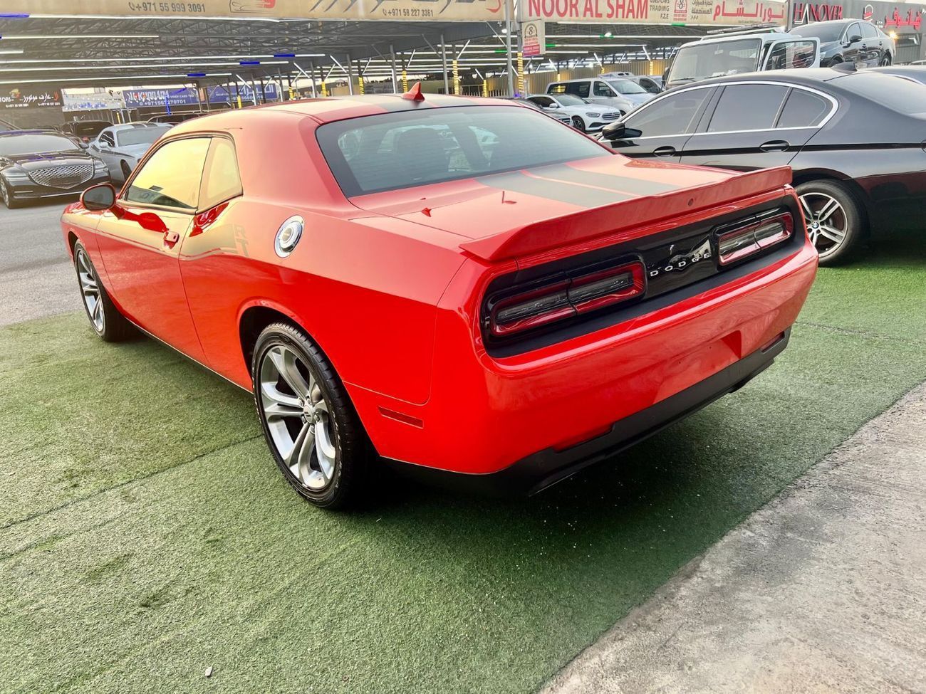 Dodge Challenger R/T Plus Shaker 5.7L (372 HP) warranty one year bank financie available