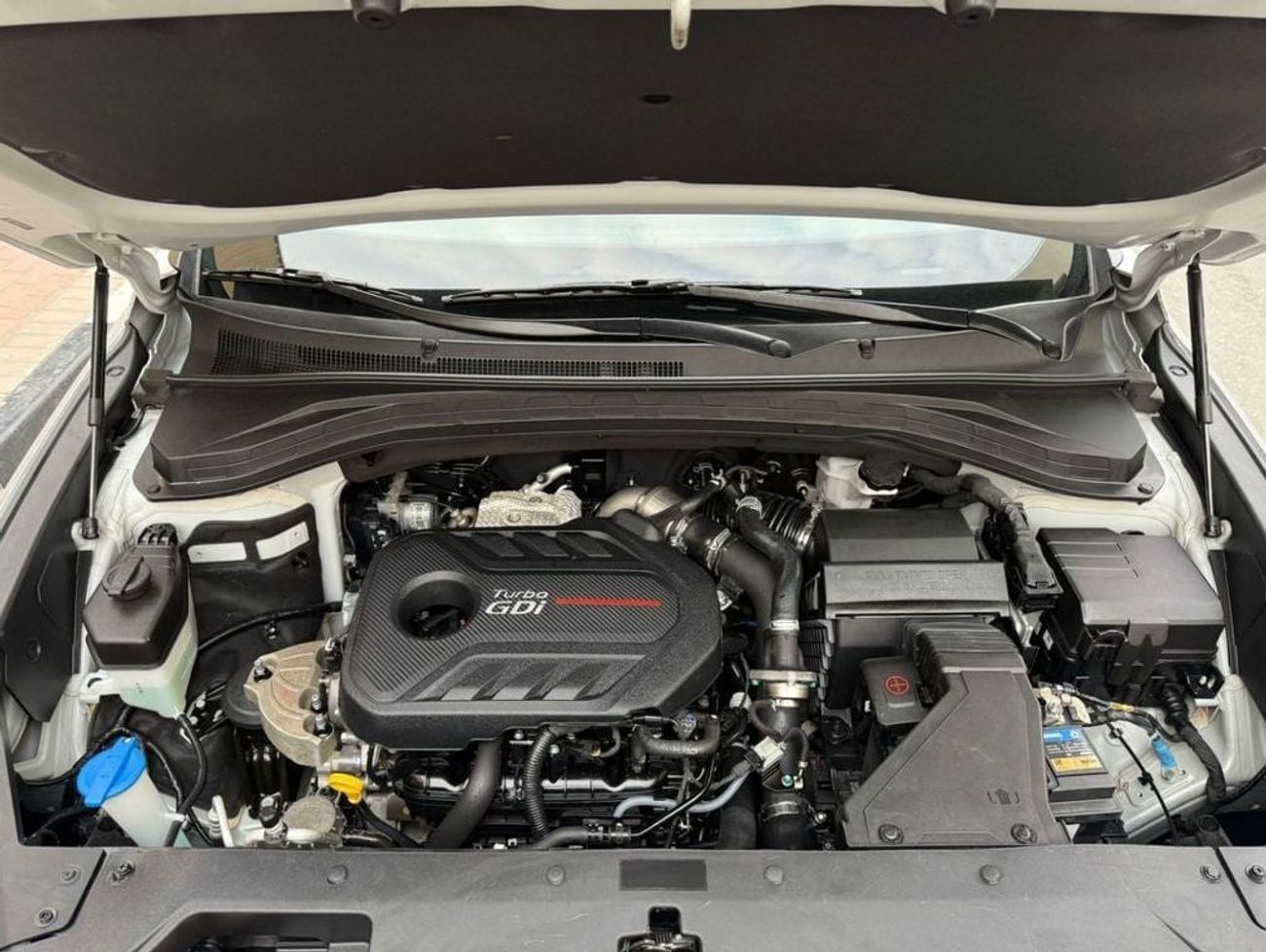 Hyundai Santa Fe HYUNDAI SANTA FE FULL OPTION/ PANORAMA/ 2.0 TURBO/ UAE PASS