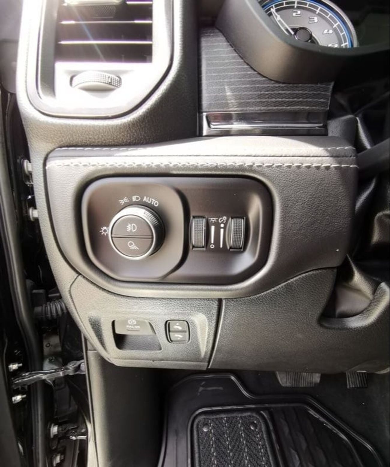 RAM 1500 DODGE RAM LIMITED- 2022- BLACK