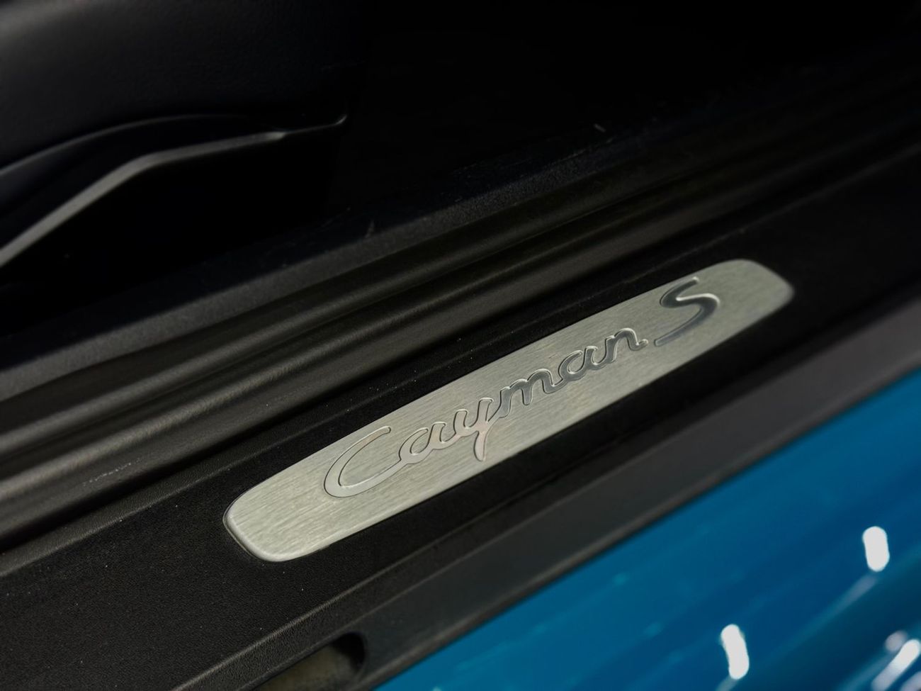 Porsche 718 Cayman S 2.5L A/T 2018 Porsche 718 Cayman, Full Service History, Sport Chrono Package, Excellent Condition,