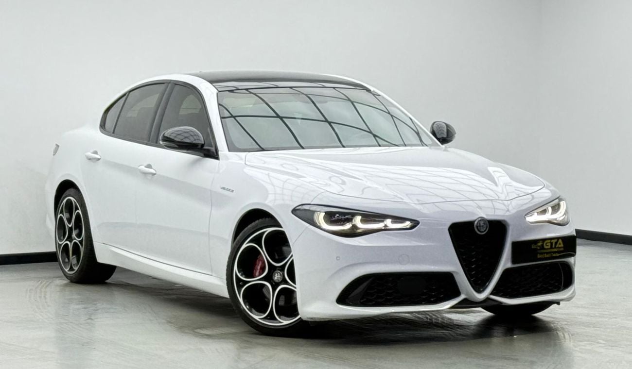 Alfa Romeo Giulia 2024 Alfa Romeo Giulia Veloce Q2 MCA, 2028 Agency Warranty & Service Contract, Agency FSH, GCC