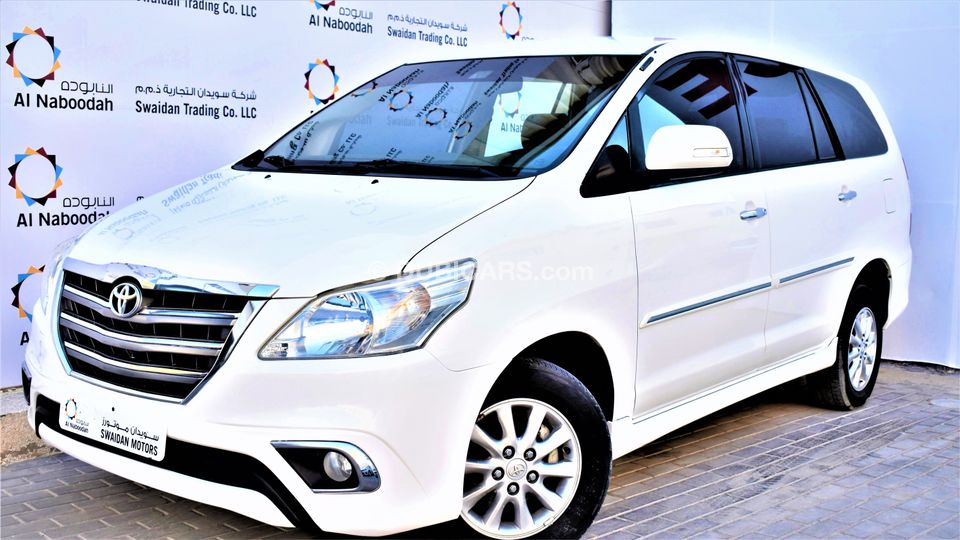 Used Toyota Innova 2.7L SE+ 2015 MODEL GCC SPECS 2015 for sale in Dubai