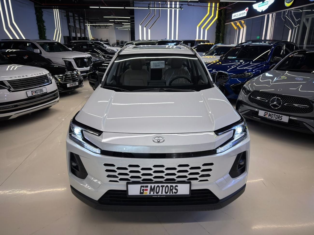 تويوتا راف ٤ 2026 Toyota Rav 4 GXR 2.5L Hybrid - GCC Specs - 5 Years Warranty and Service from AL Futtaim